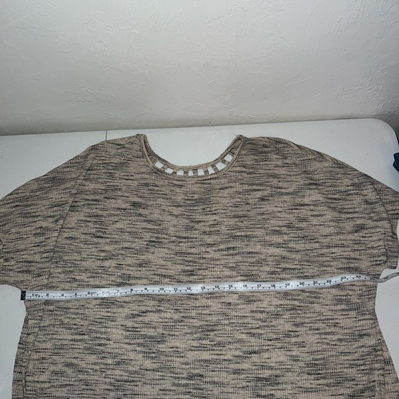 Gibson Latimer High Low Oversized Tunic - Picture 6 of 6